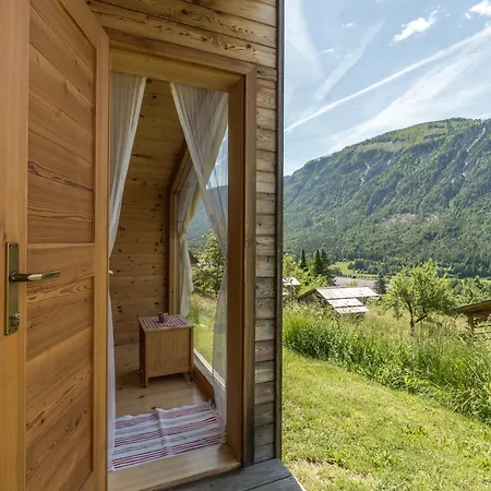 Mountain View Glamping Nyaraló Dovje