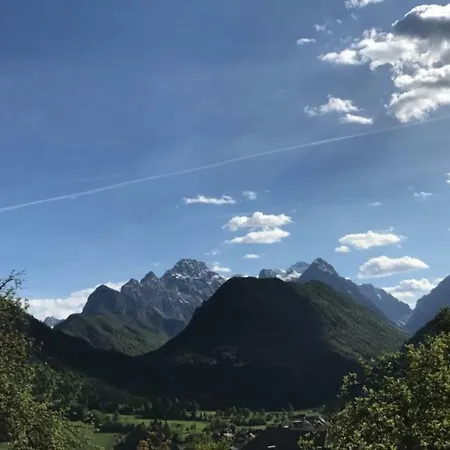 Mountain View Glamping *