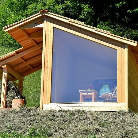 Dom wakacyjny Mountain View Glamping Dovje