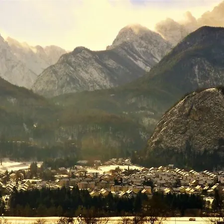 Mountain View Glamping