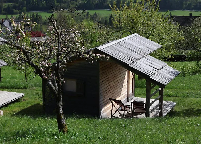 Mountain View Glamping Prázdninový dům Dovje