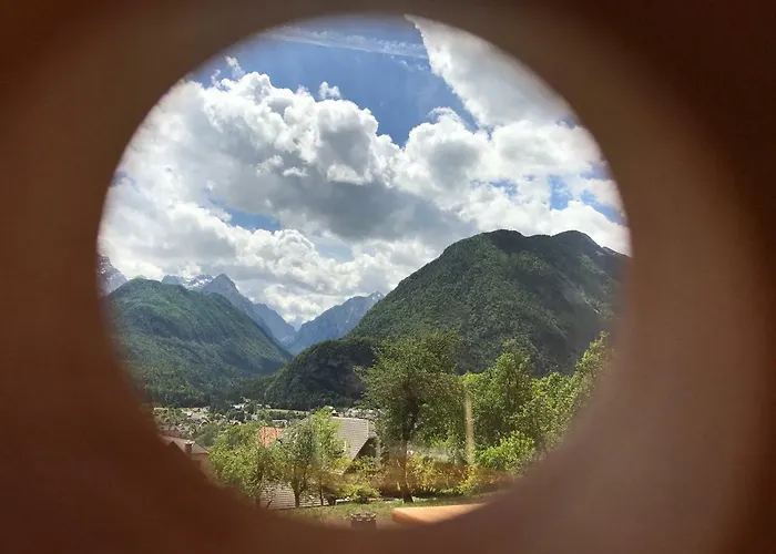 Prázdninový dům Mountain View Glamping Dovje
